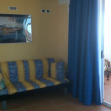 With 2 Bedrooms In Marina Di Ragusa, With Wonderful Sea View