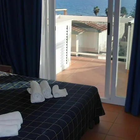 With 2 Bedrooms In Marina Di Ragusa, With Wonderful Sea View